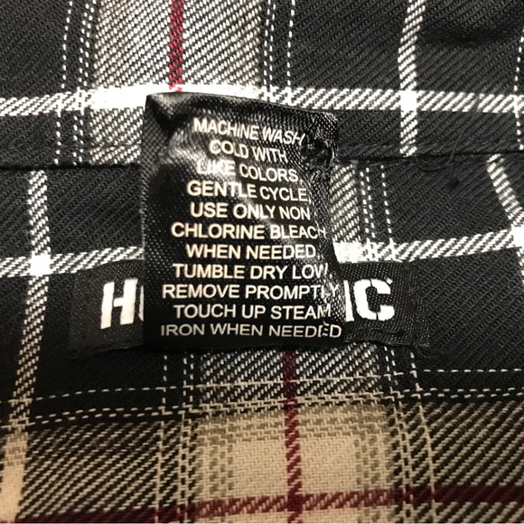 Hot Topic Shirt Size M - Picture 4 of 9